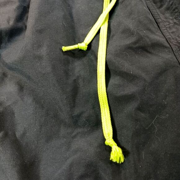 Speedo Swim Trunk/Board Short Men's XXL Black/Neon Green. Lined. Hip Pocket..... - Picture 8 of 12